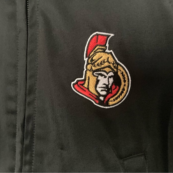 🇨🇦 NHL Ottawa Senators toddler jacket, size 2T - Picture 4 of 10